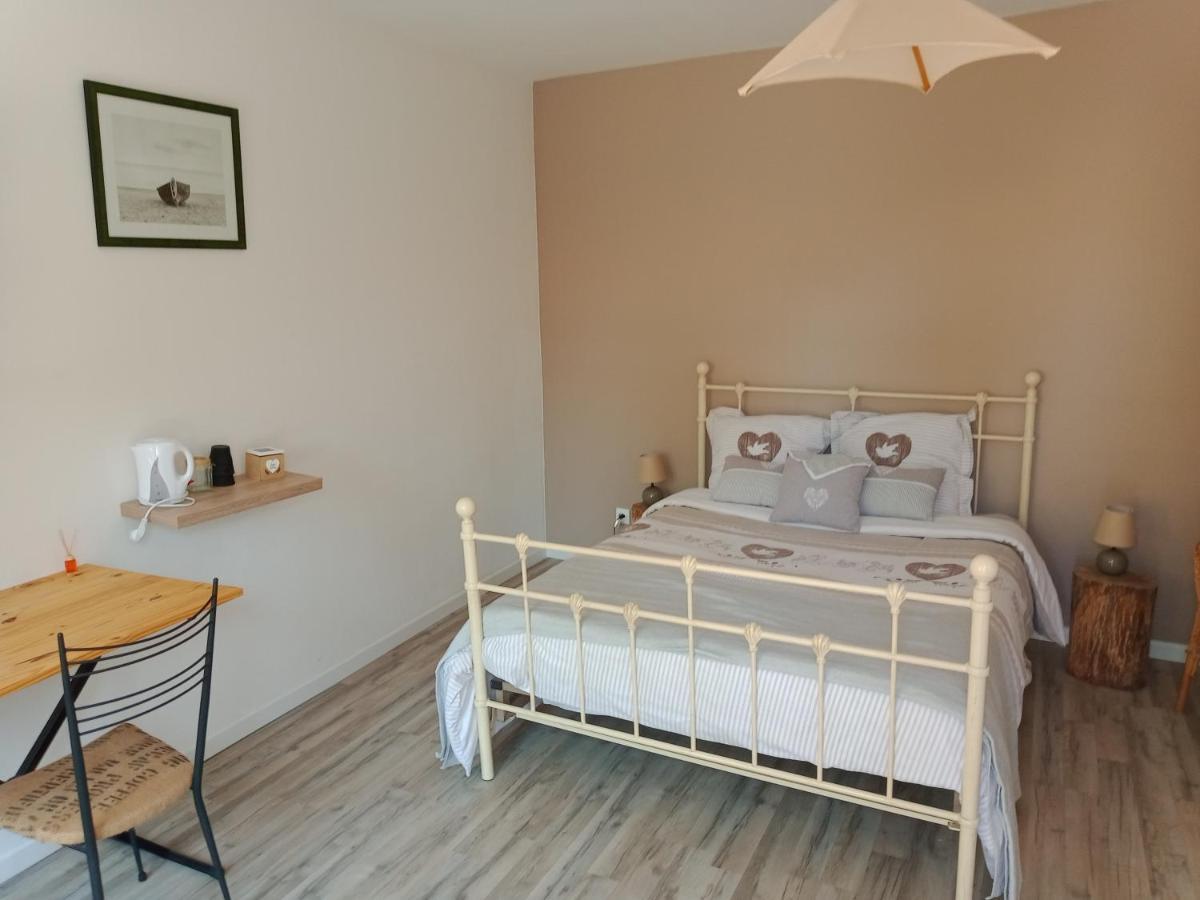 2 Chambres D'Hotes Au Calme Proche Centre Ville Mont-de-Marsan Exteriör bild